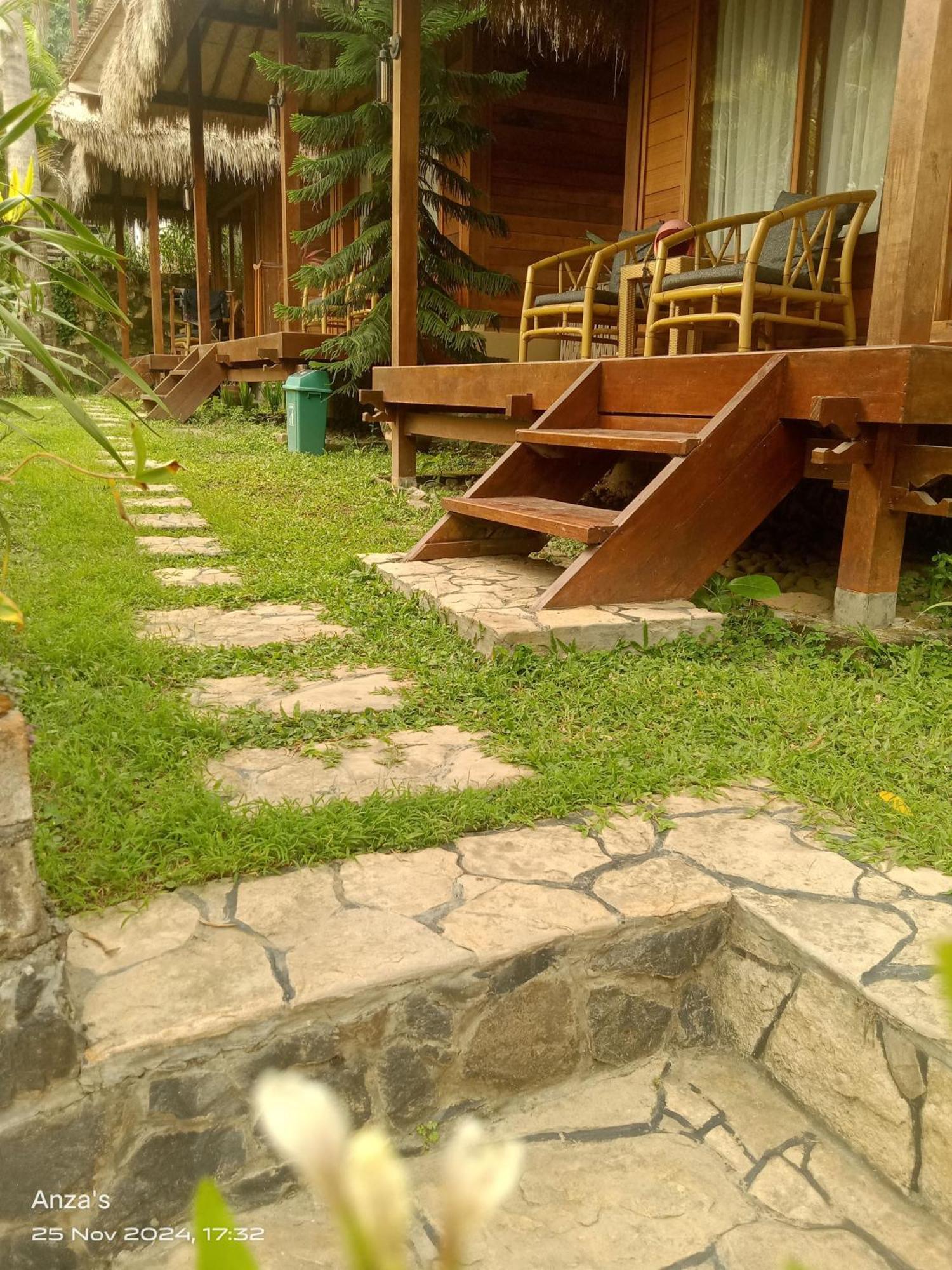 龙目岛维拉吉维布斯酒店 Kuta  外观 照片